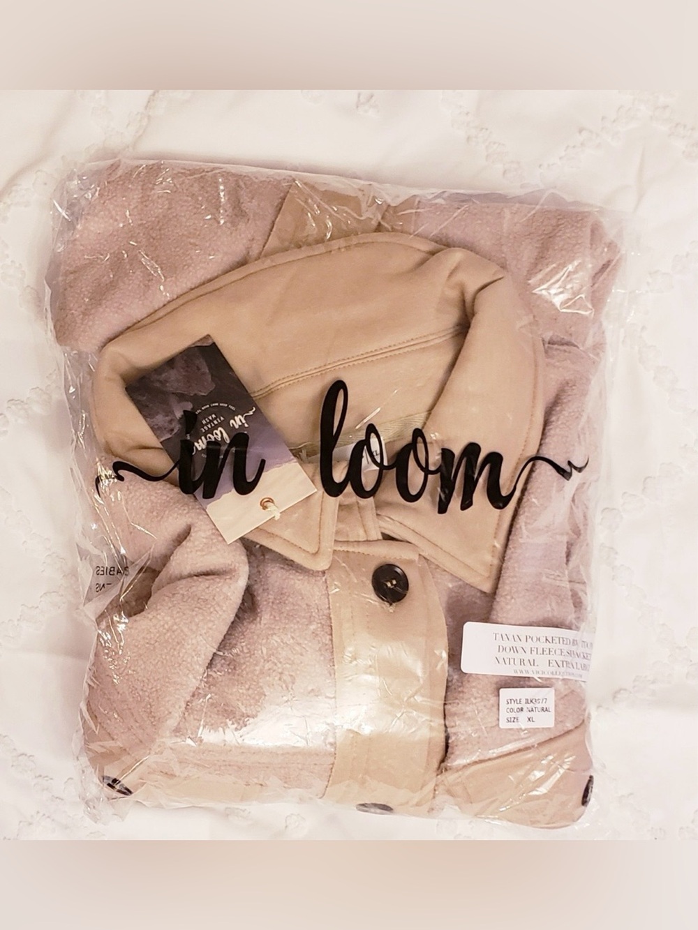 VICI COLLECTION TANAN POCKETED BUTTON DOWN FLEECE SHACKET - Picture 4 of 14